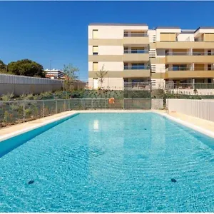 a-estrenar-amplio-con-piscina-y-parking.bilbaohotelsspain.com/